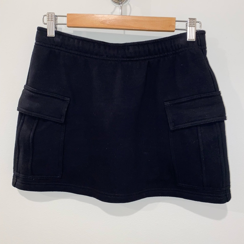 Aritzia Sweatfleece Mini Cargo Skirt